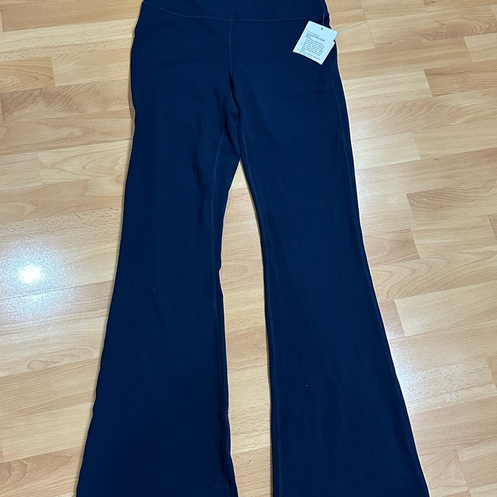 New Lululemon Groove Pants in Black